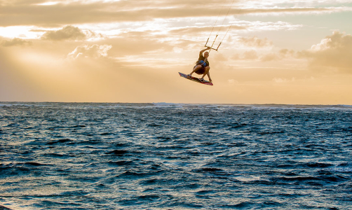 Kitesurfing