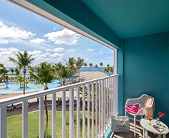 Small-Splash-Concierge-Jr. Suite-Club-Level Oceanview-King Small-Splash-Concierge-Jr. Suite-Club-Level Oceanview-King