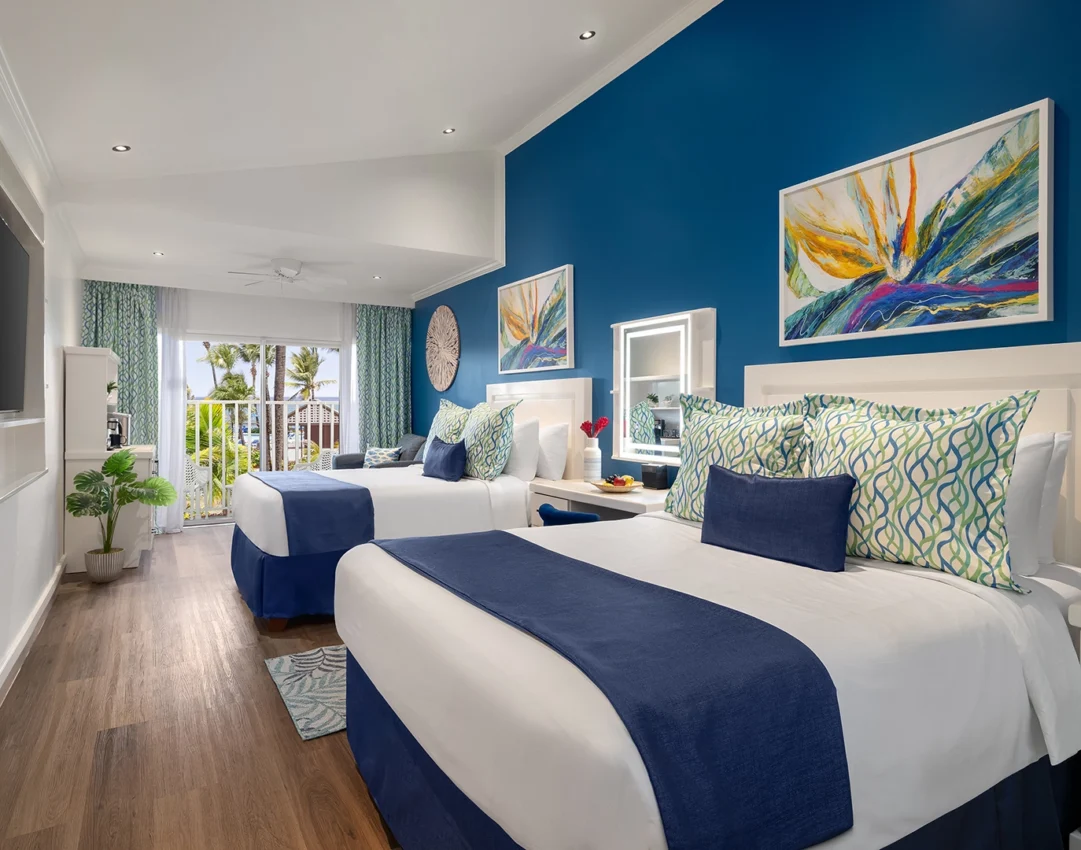 Splash Concierge Jr Suite Queen Out