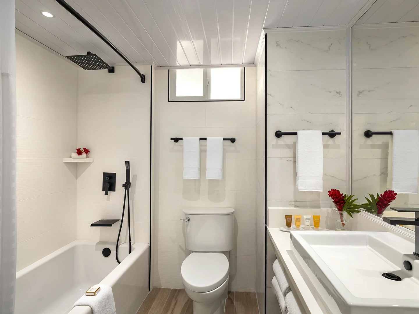 SPLASH 2BR FAMILY CONNECTING JR. SUITES-2