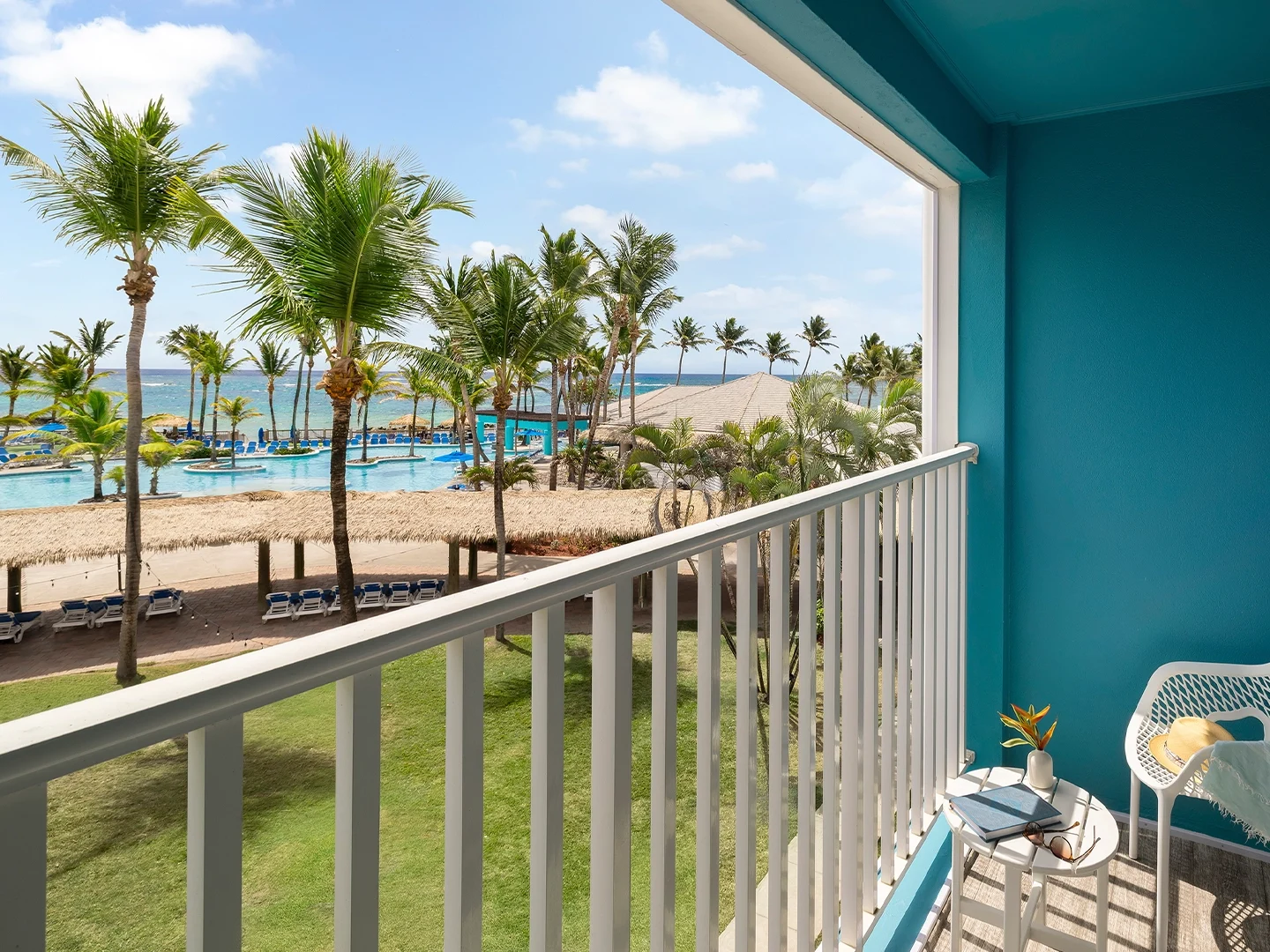 SPLASH JR. SUITE OCEANVIEW – QUEEN-3